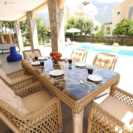 Neiva Fethiye